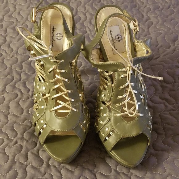 Hot in Hollywood Shoes - Green and Gold open toe high heels